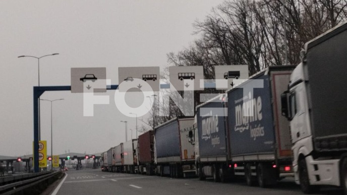 Na Batrovcima se čeka pet sati